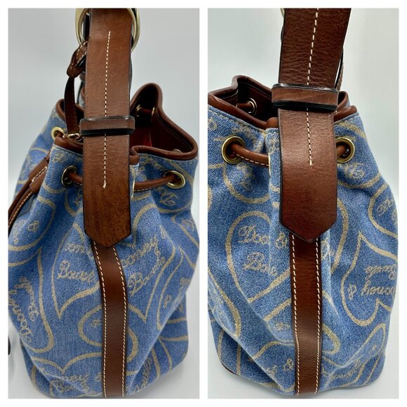 Vintage Dooney & Bourke Blue Denim Canvas Hearts Sig Drawstring Bucket Bag - Picture 6 of 15